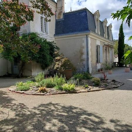 La Grelauderie 8 Apartment Saintes Bagian luar foto