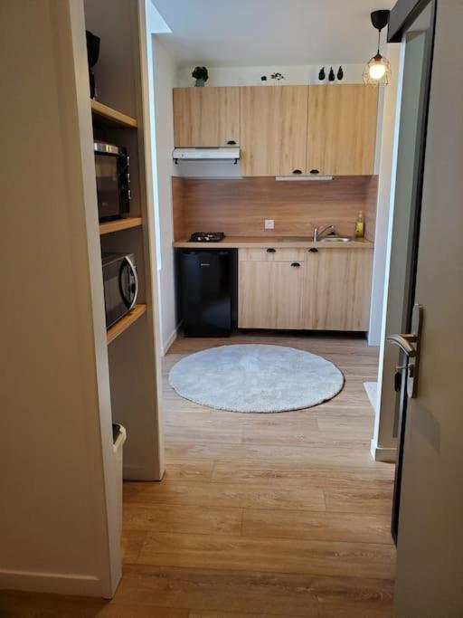 La Grelauderie 8 Apartment Saintes Bagian luar foto