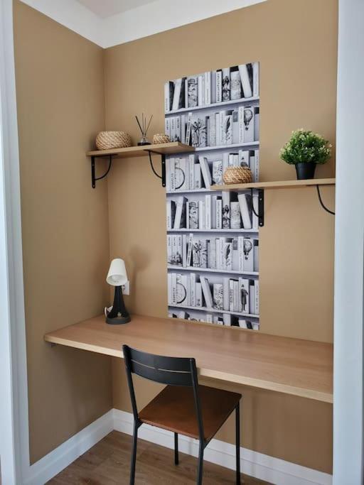 La Grelauderie 8 Apartment Saintes Bagian luar foto